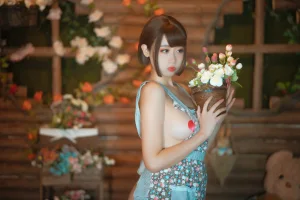 奈汐酱nice《老板娘2 勤劳的老板娘》写真图集 25P｜在线预览与图包下载