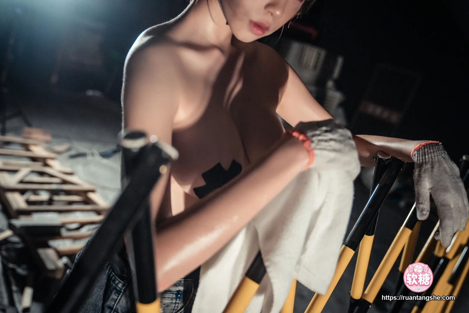 奈汐酱nice 奈汐酱nice NO.022 - 咱们工人有力量