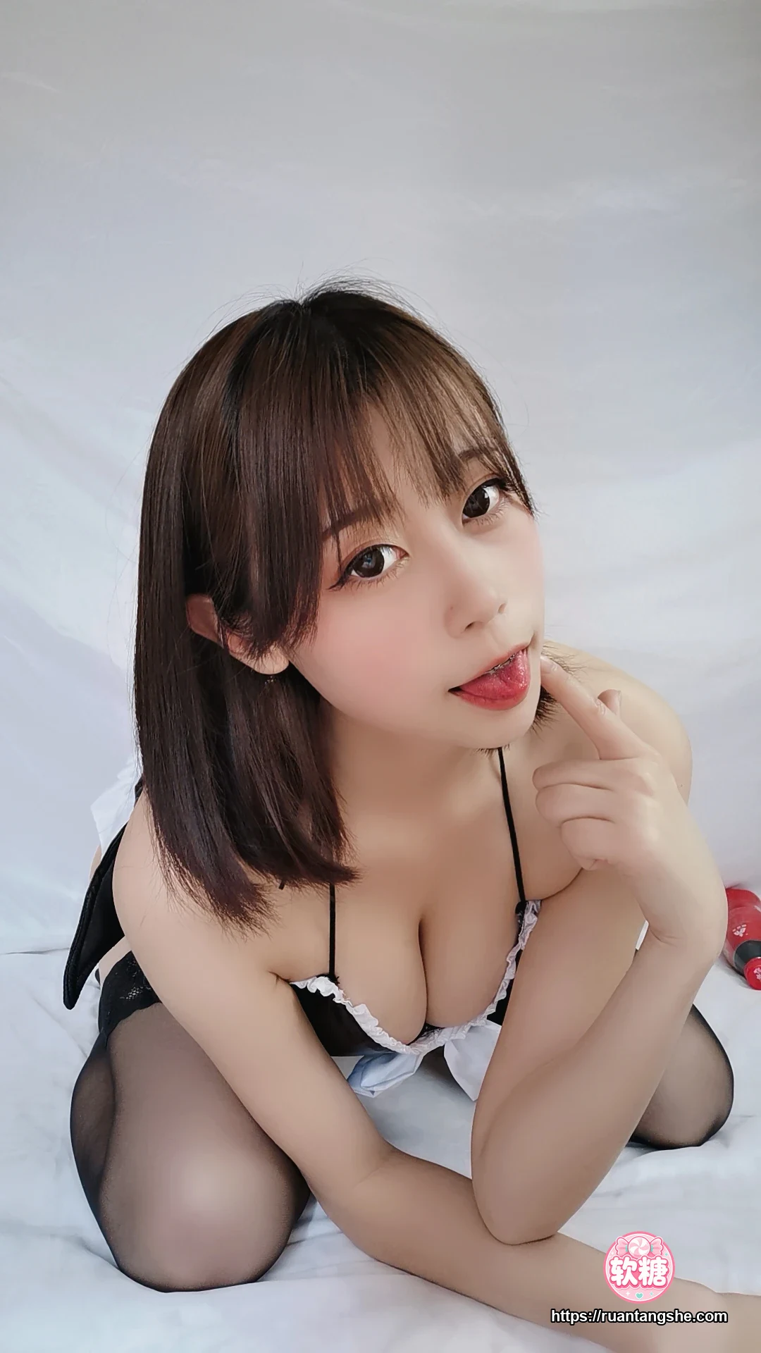 奈汐酱nice 奈汐酱nice NO.026 - 9号自拍本 可可乐乐