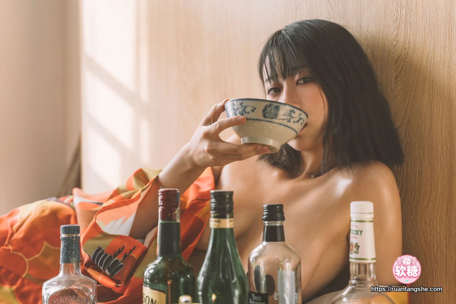 奈汐酱nice 奈汐酱nice NO.028 - 消愁