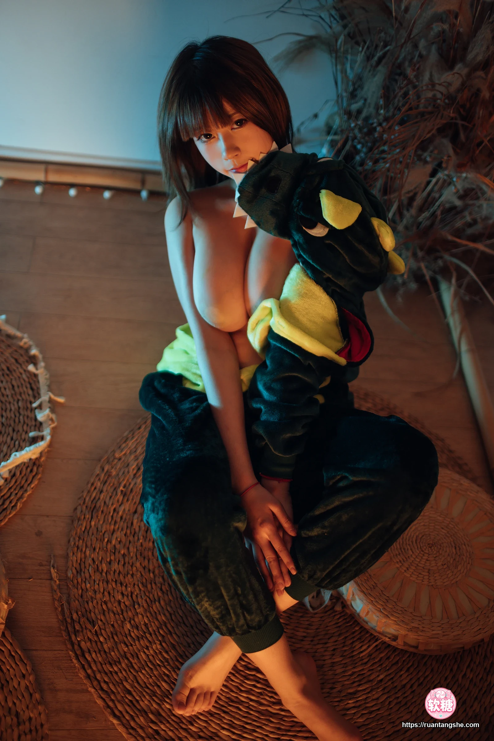 奈汐酱nice 奈汐酱nice NO.039 - 哥斯拉