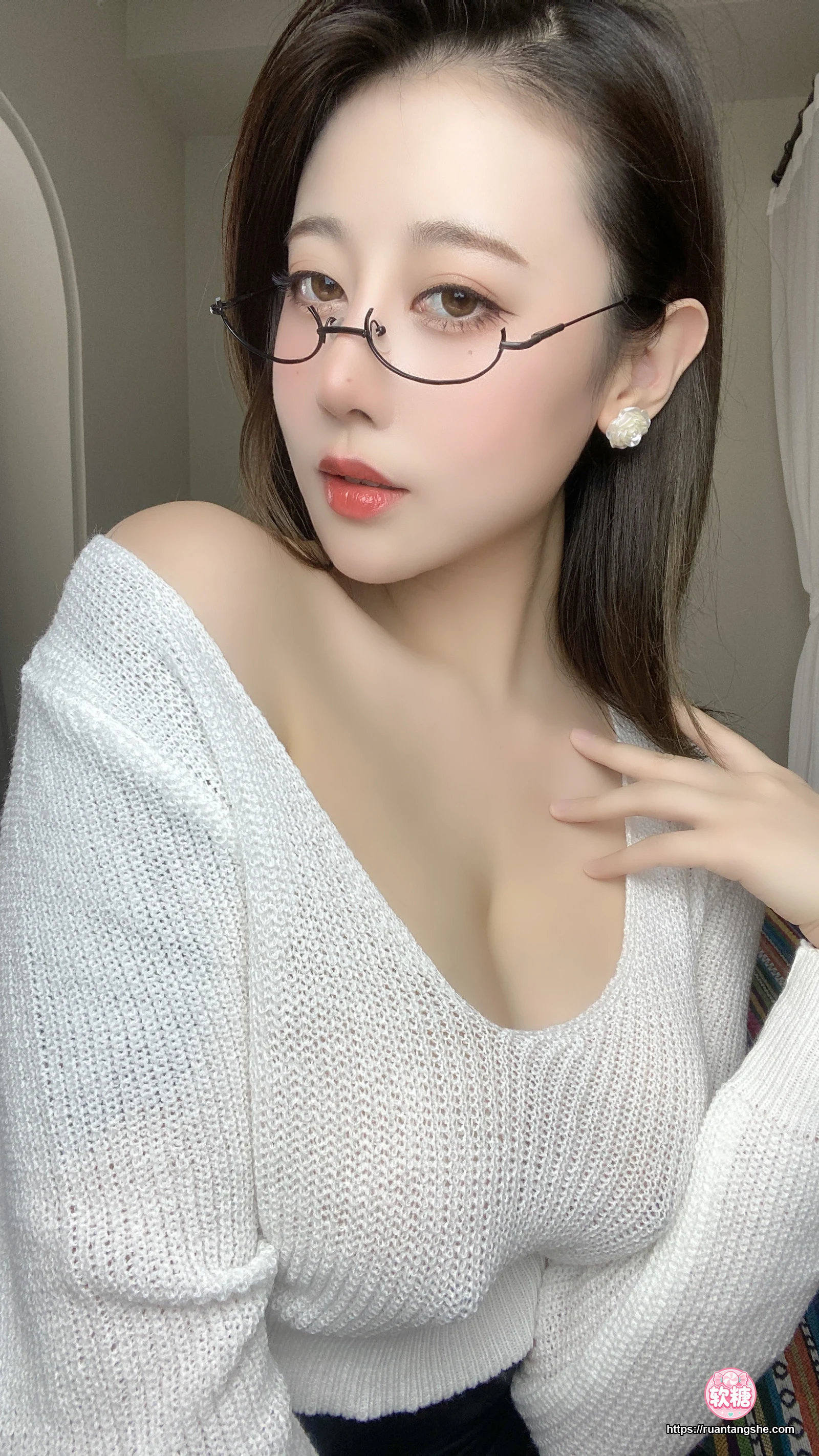 奈汐酱nice 奈汐酱nice NO.047 - 24号自拍本 姐姐