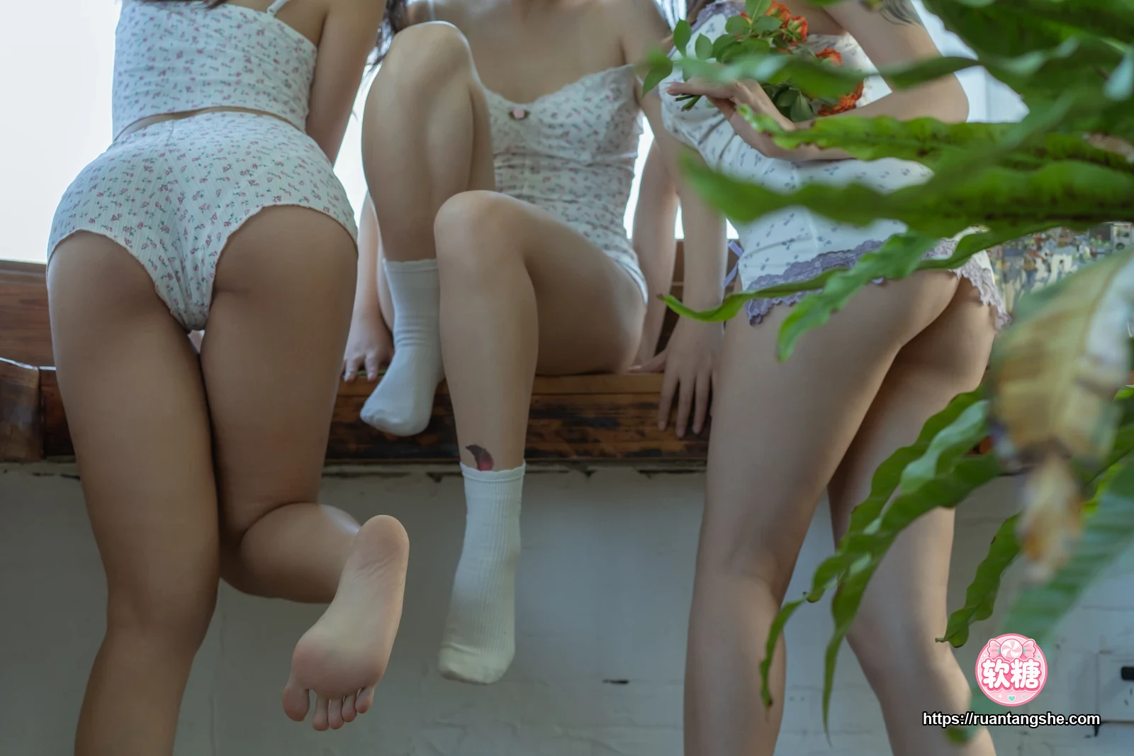 奈汐酱nice 奈汐酱nice NO.071 - 夏日(&奶桃&七月喵子)
