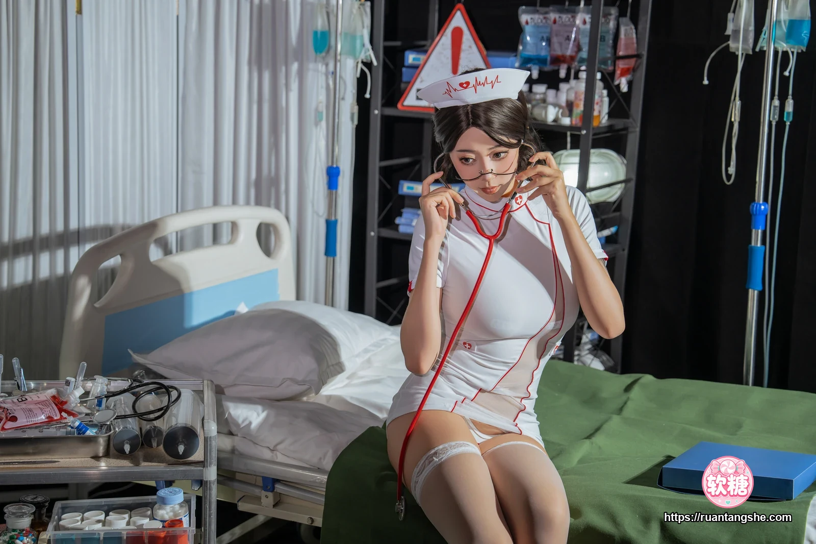 奈汐酱nice 奈汐酱nice NO.112 - 心动护士