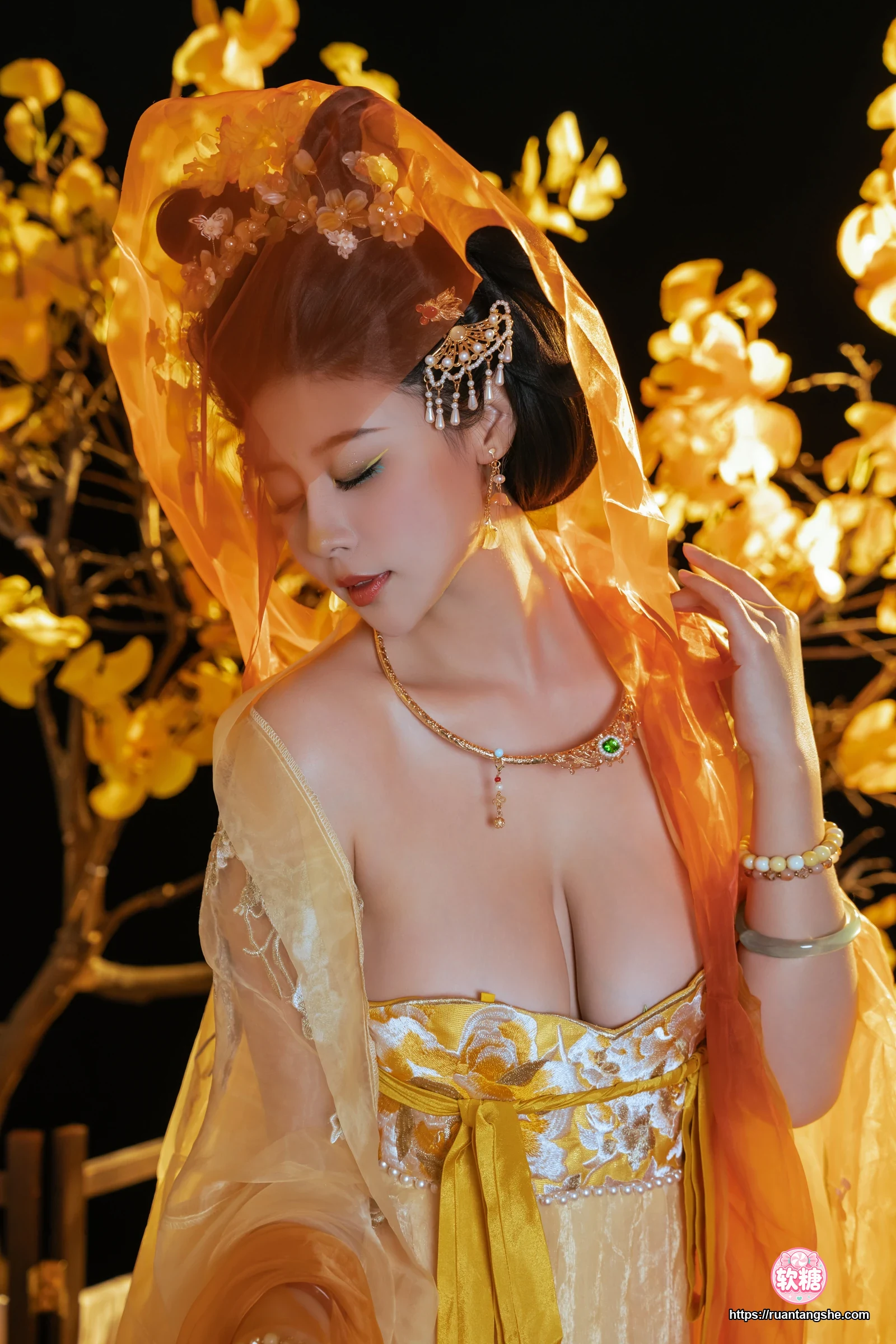 奈汐酱nice 奈汐酱nice NO.114 - 金笺寄月