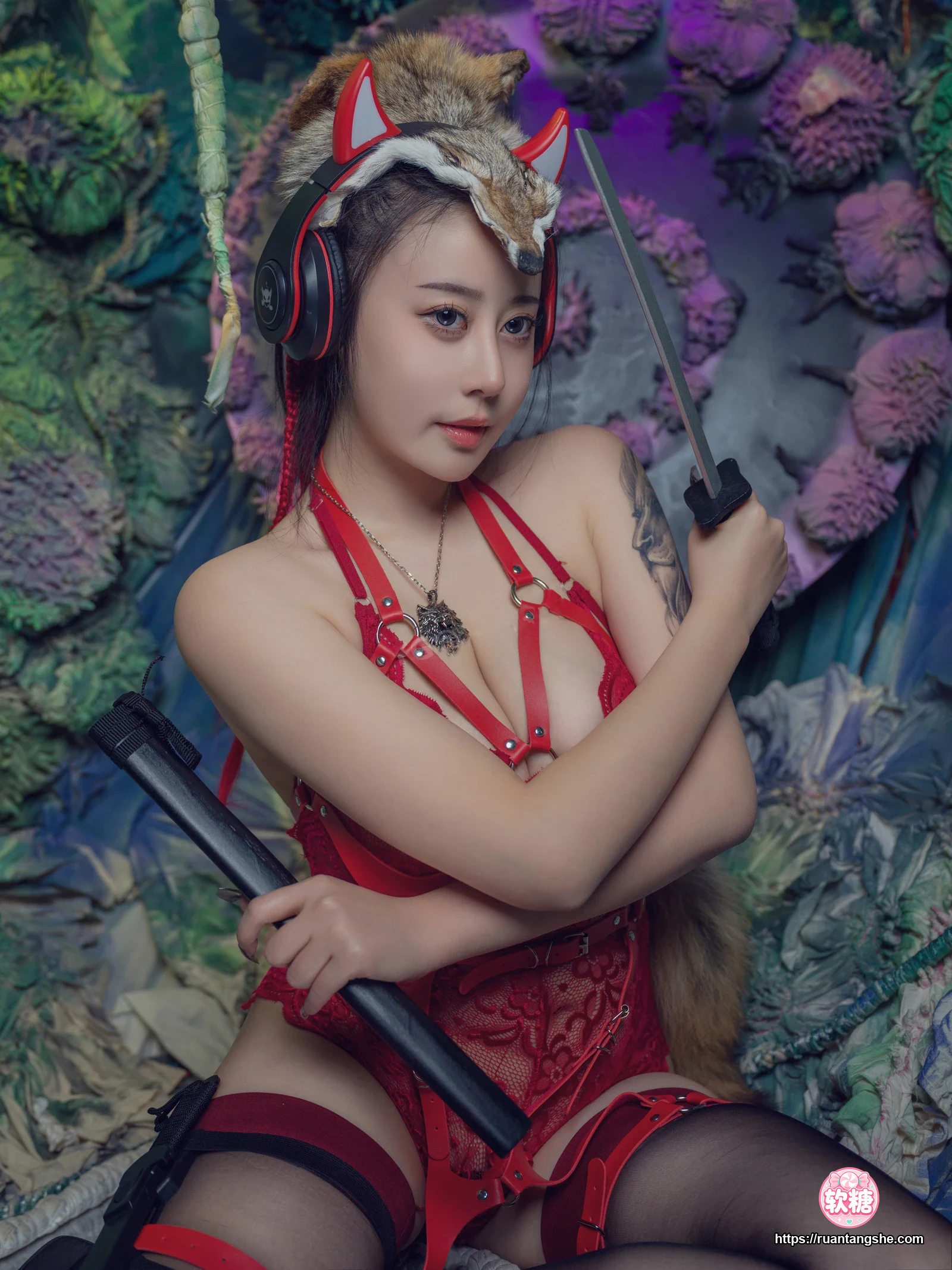 奈汐酱nice 奈汐酱nice NO.120 - 猎狼女
