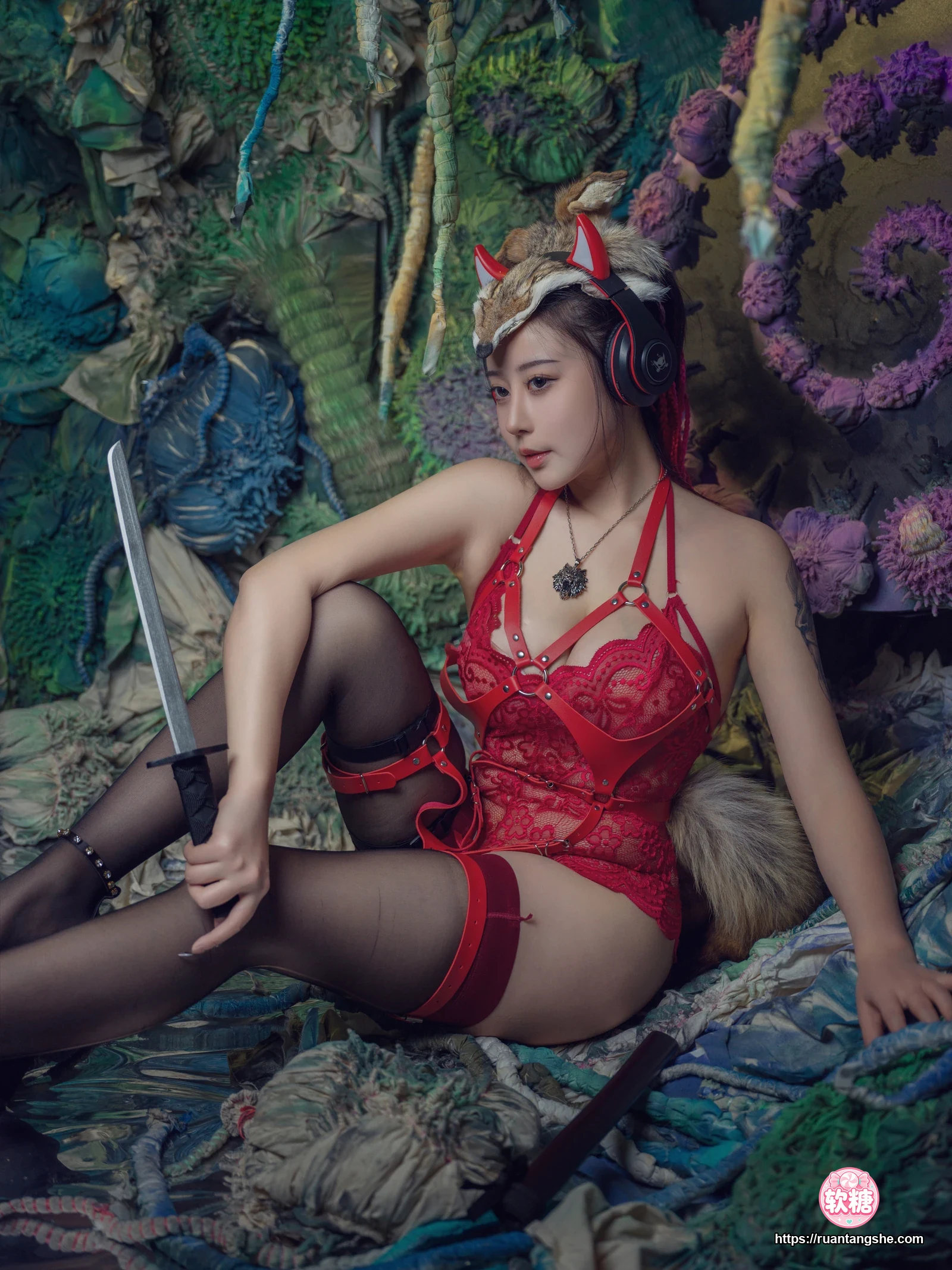 奈汐酱nice 奈汐酱nice NO.120 - 猎狼女