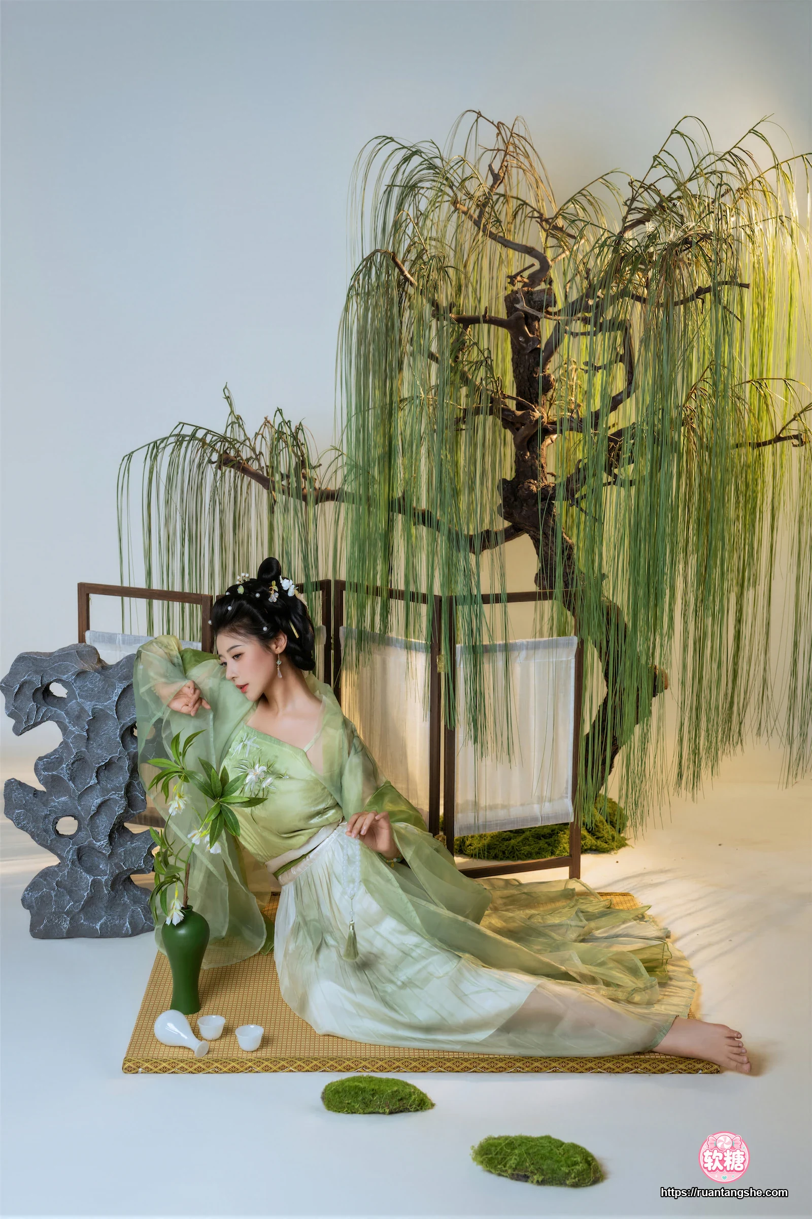 奈汐酱nice 奈汐酱nice NO.130 - 拾翠