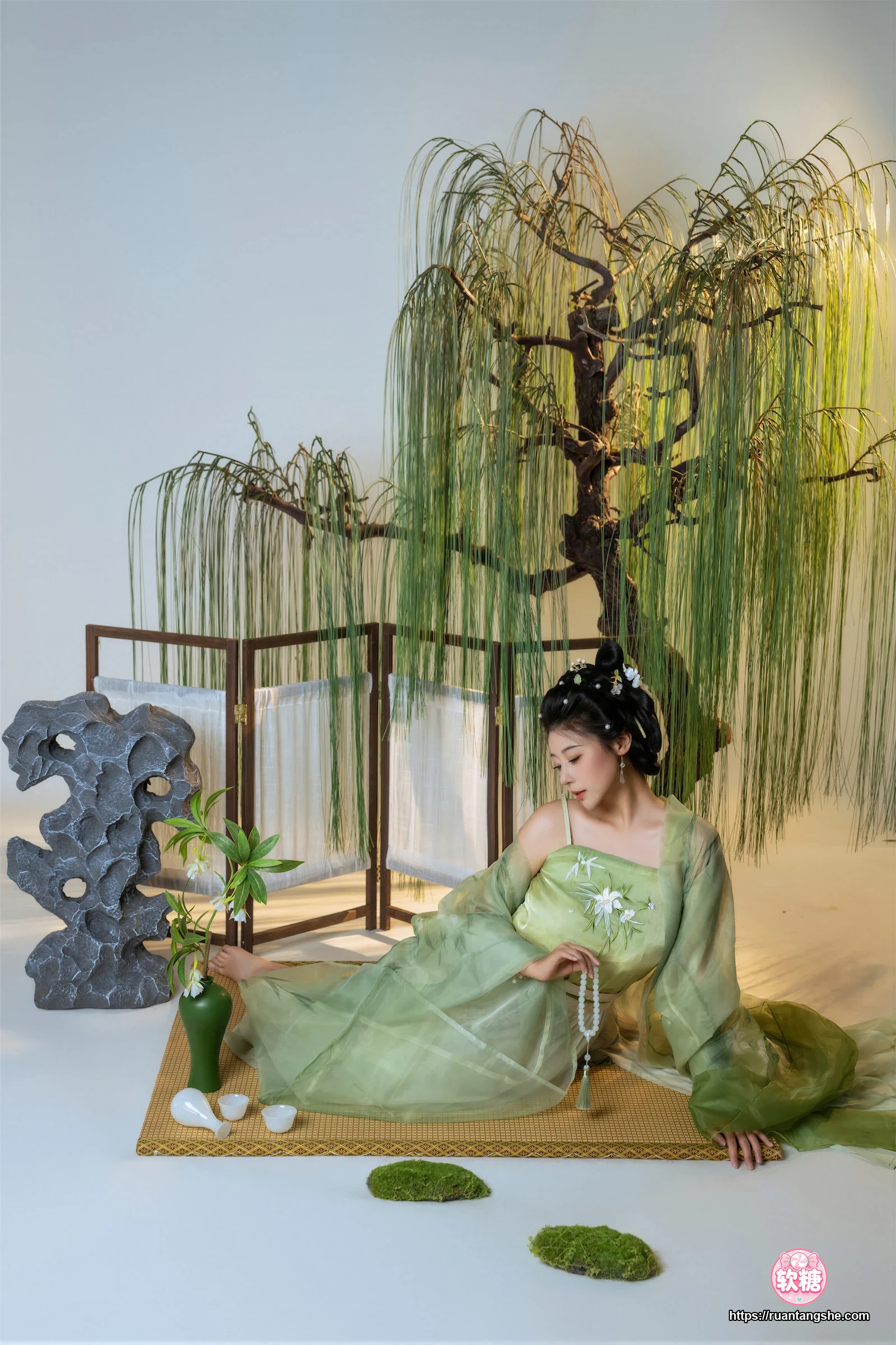 奈汐酱nice 奈汐酱nice NO.130 - 拾翠