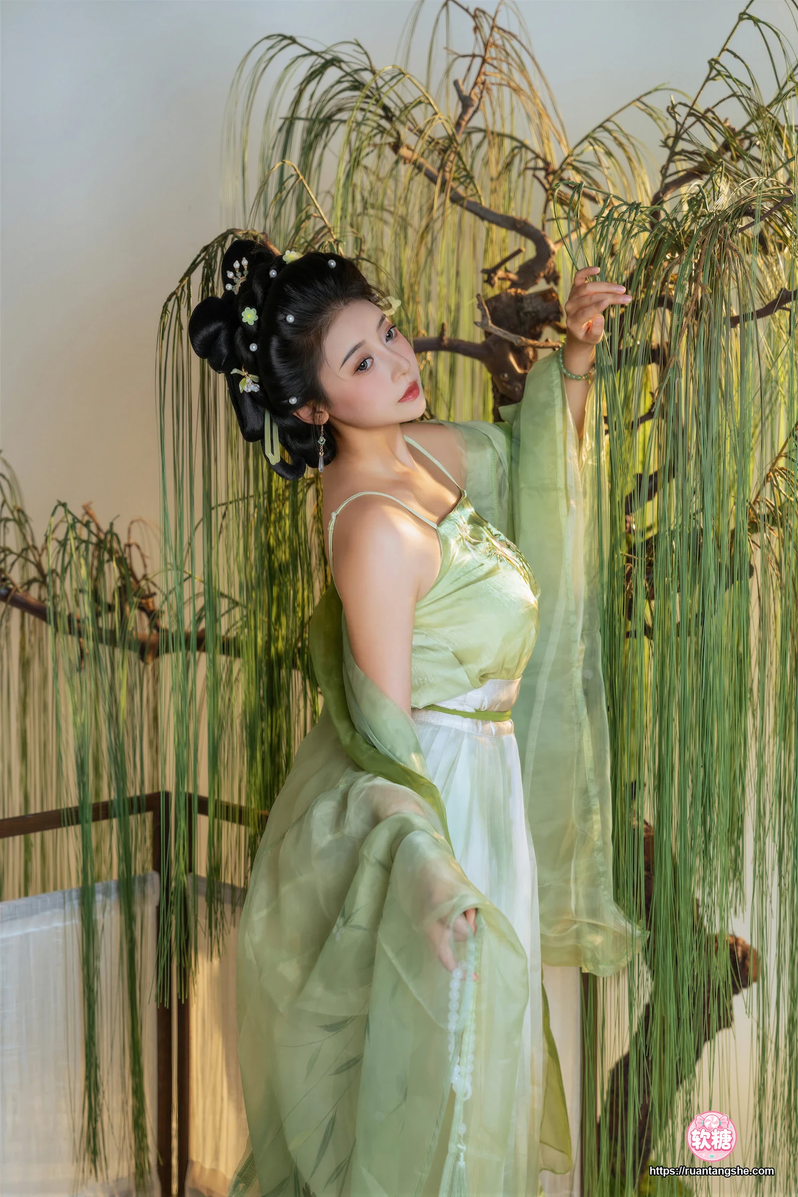 奈汐酱nice 奈汐酱nice NO.130 - 拾翠