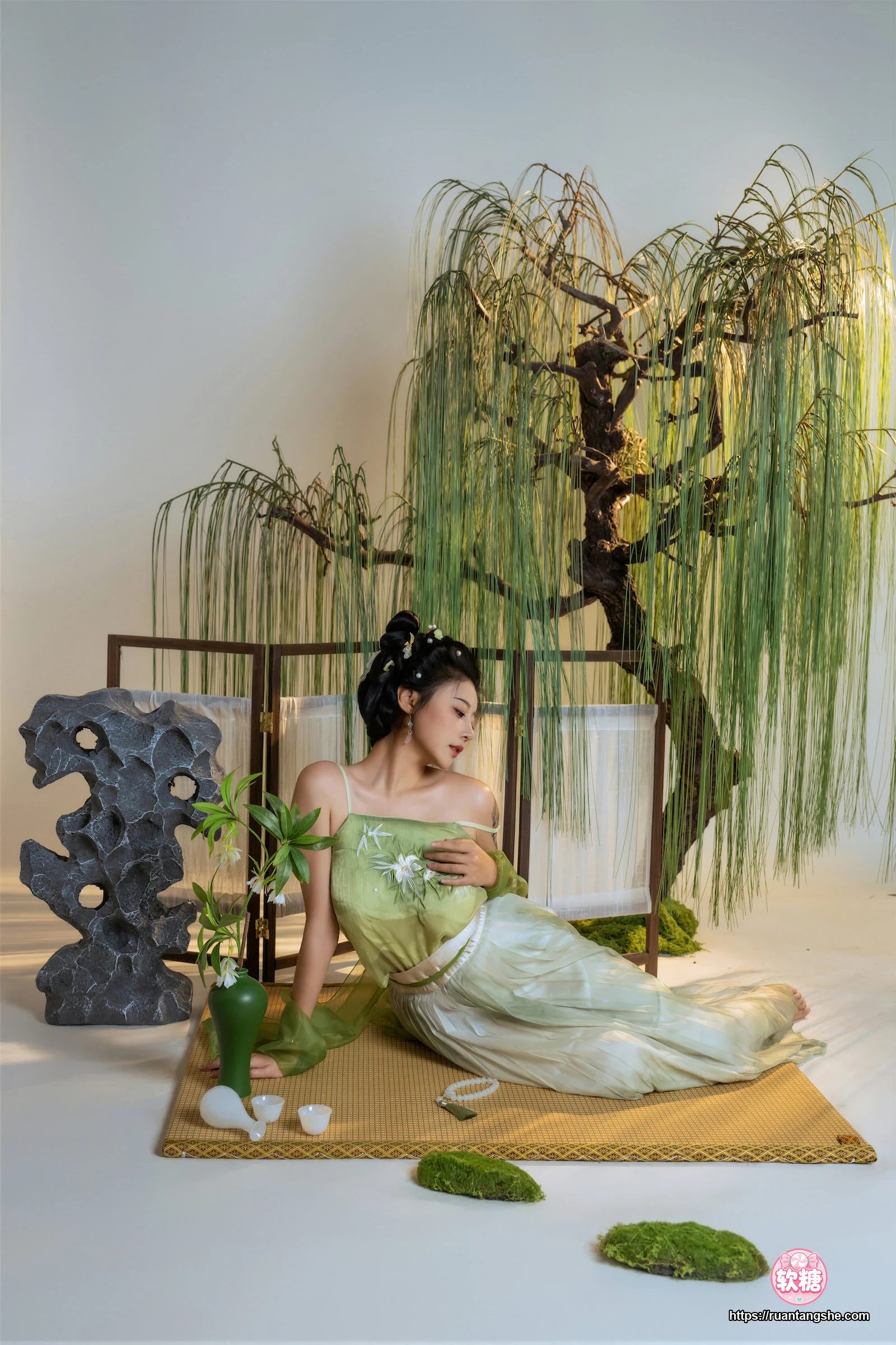 奈汐酱nice 奈汐酱nice NO.130 - 拾翠