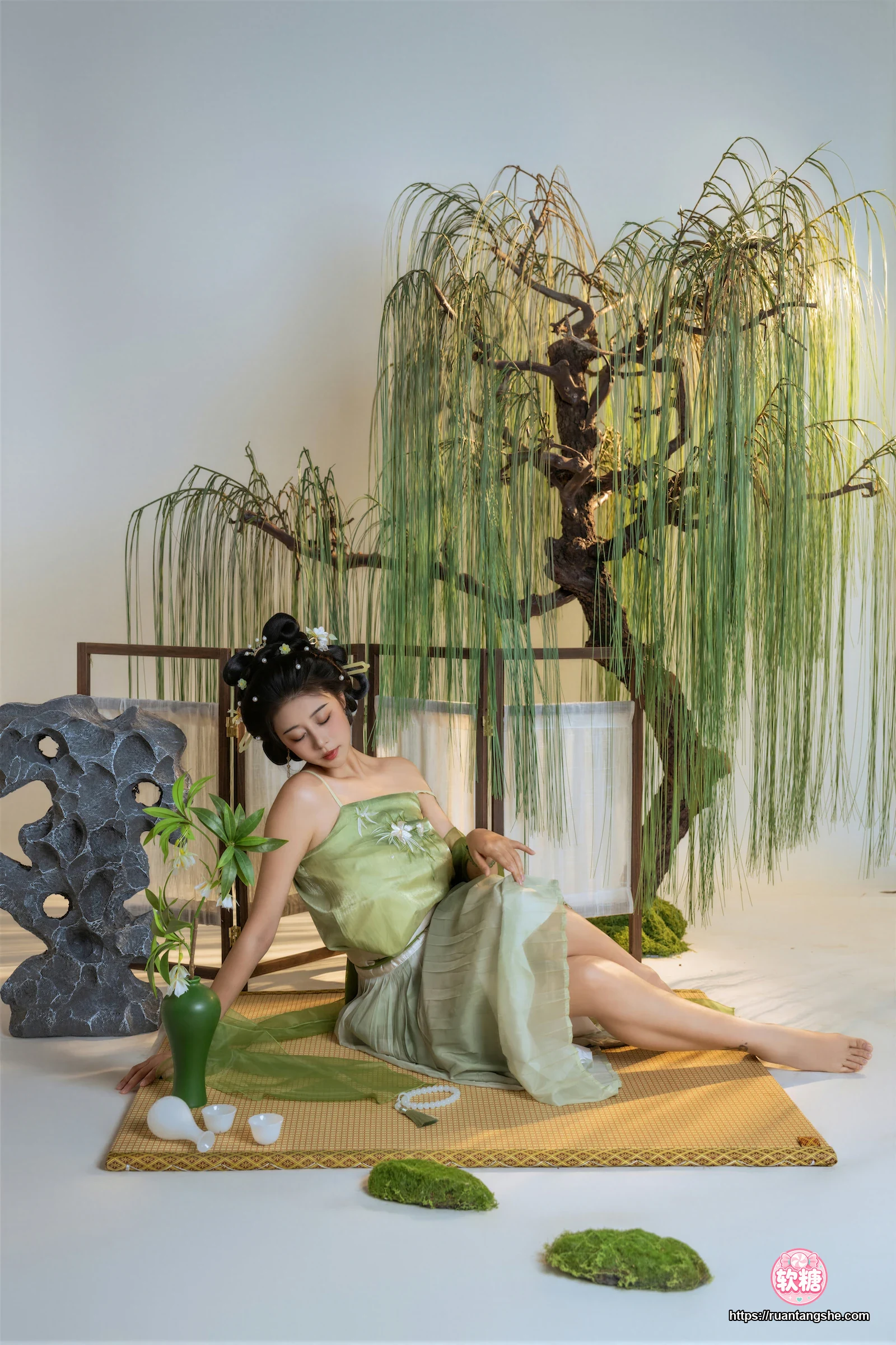奈汐酱nice 奈汐酱nice NO.130 - 拾翠
