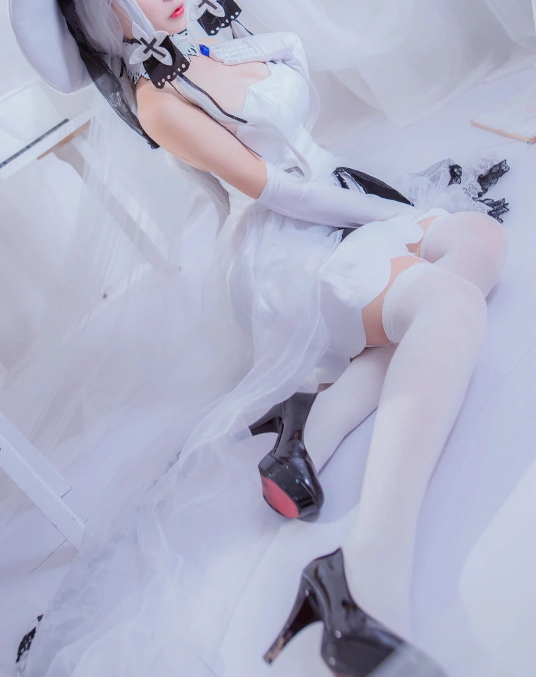 二佐Nisa《碧蓝航线 光辉》写真图集 36P｜在线预览与图包下载