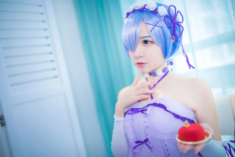 二佐Nisa《蕾姆1号本 生日》写真图集 12P｜在线预览与图包下载