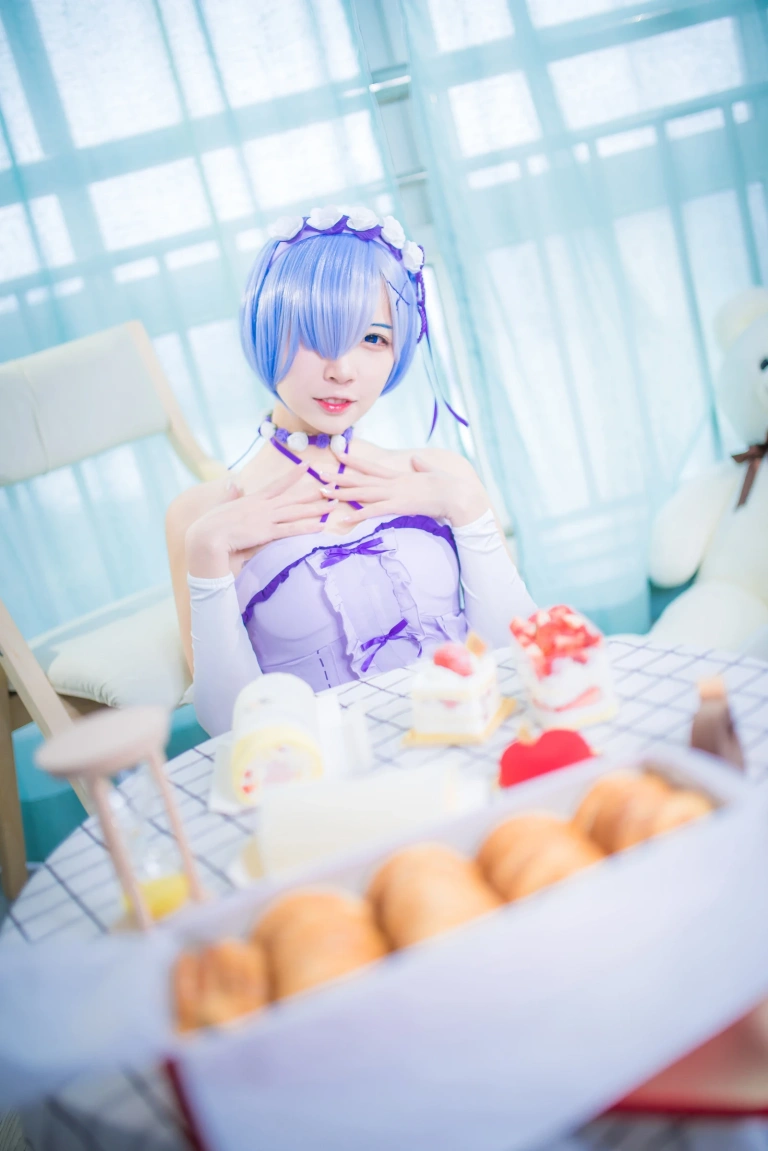 二佐Nisa《蕾姆1号本 生日》写真图集 12P｜在线预览与图包下载