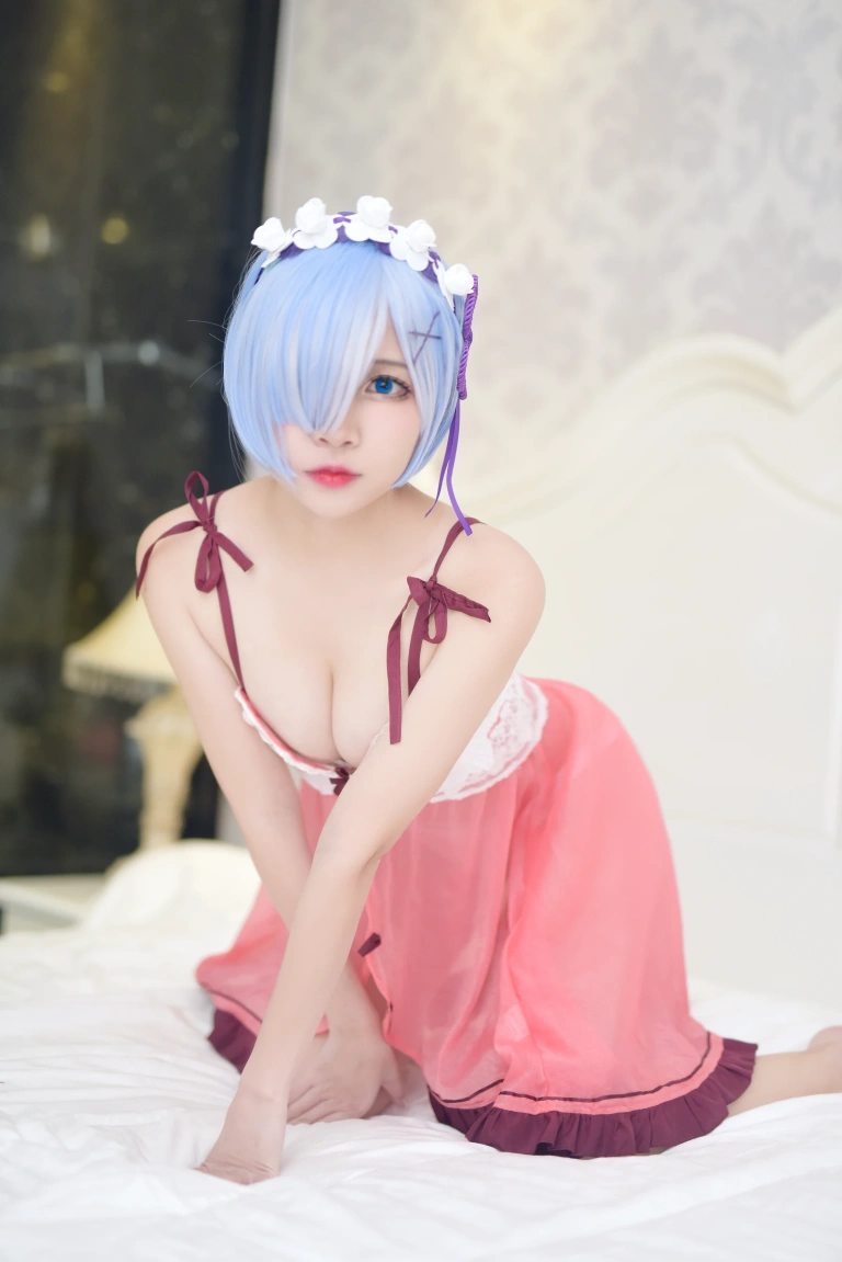 二佐Nisa《蕾姆1号本 睡衣》写真图集 10P｜在线预览与图包下载