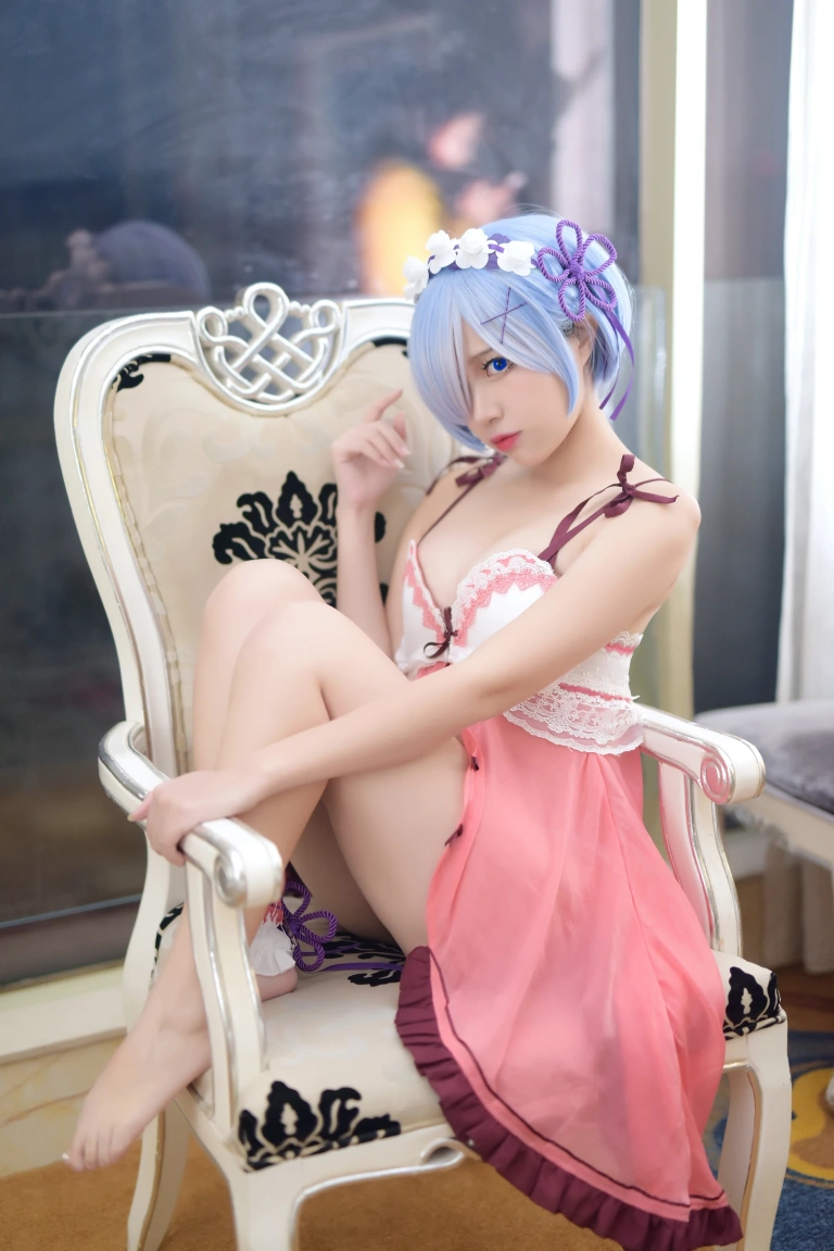 二佐Nisa《蕾姆1号本 睡衣》写真图集 10P｜在线预览与图包下载