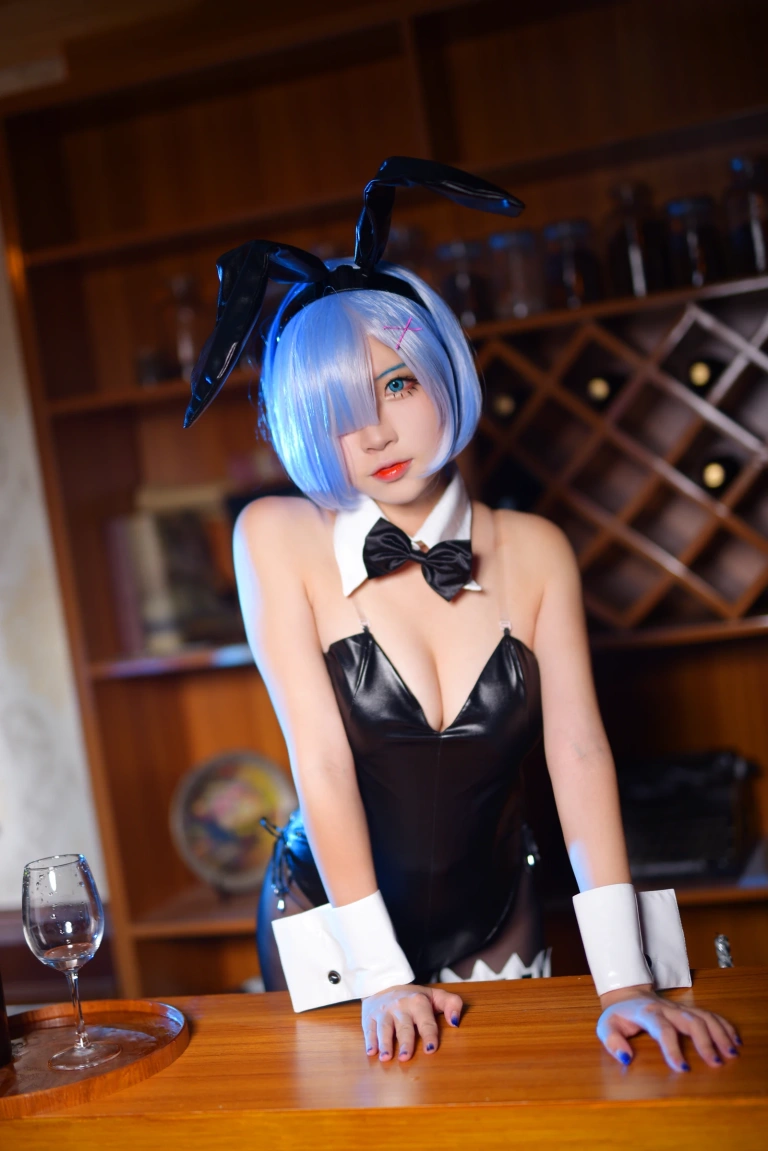 二佐Nisa《蕾姆1号本 兔女郎》写真图集 12P｜在线预览与图包下载