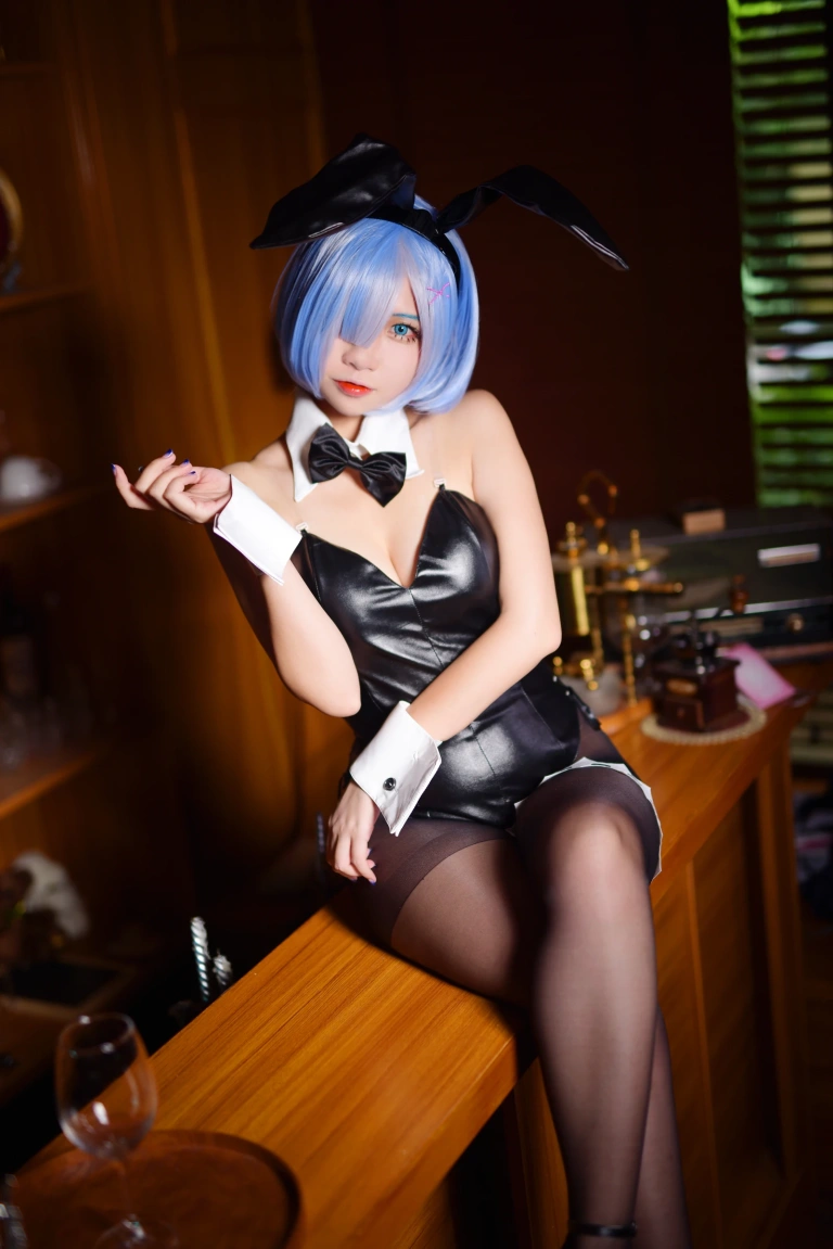 二佐Nisa《蕾姆1号本 兔女郎》写真图集 12P｜在线预览与图包下载
