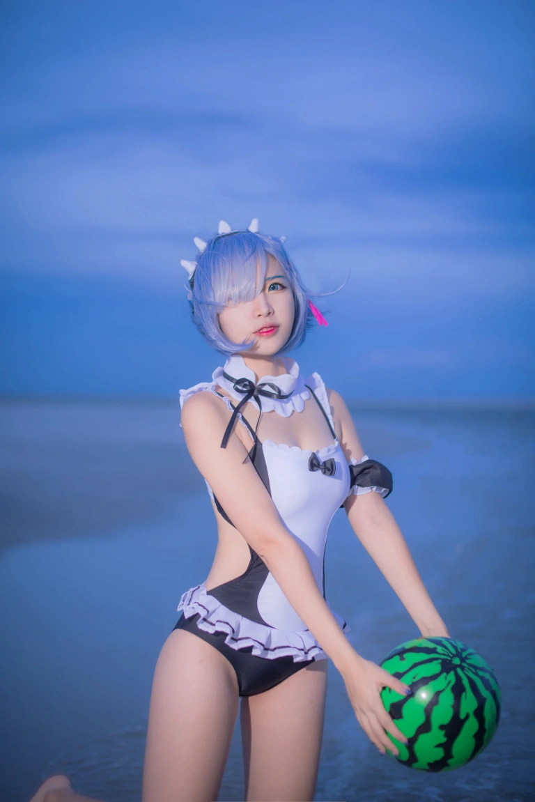 二佐Nisa《蕾姆1号本 泳衣2》写真图集 11P｜在线预览与图包下载