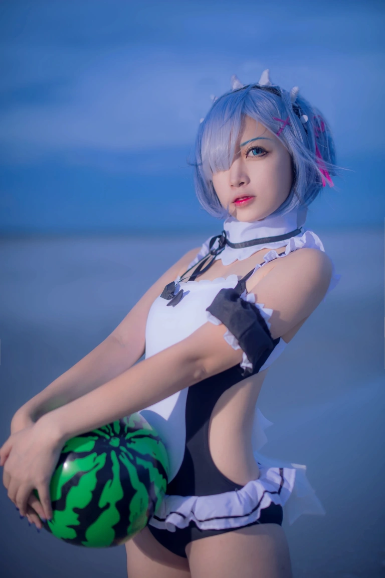 二佐Nisa《蕾姆1号本 泳衣2》写真图集 11P｜在线预览与图包下载
