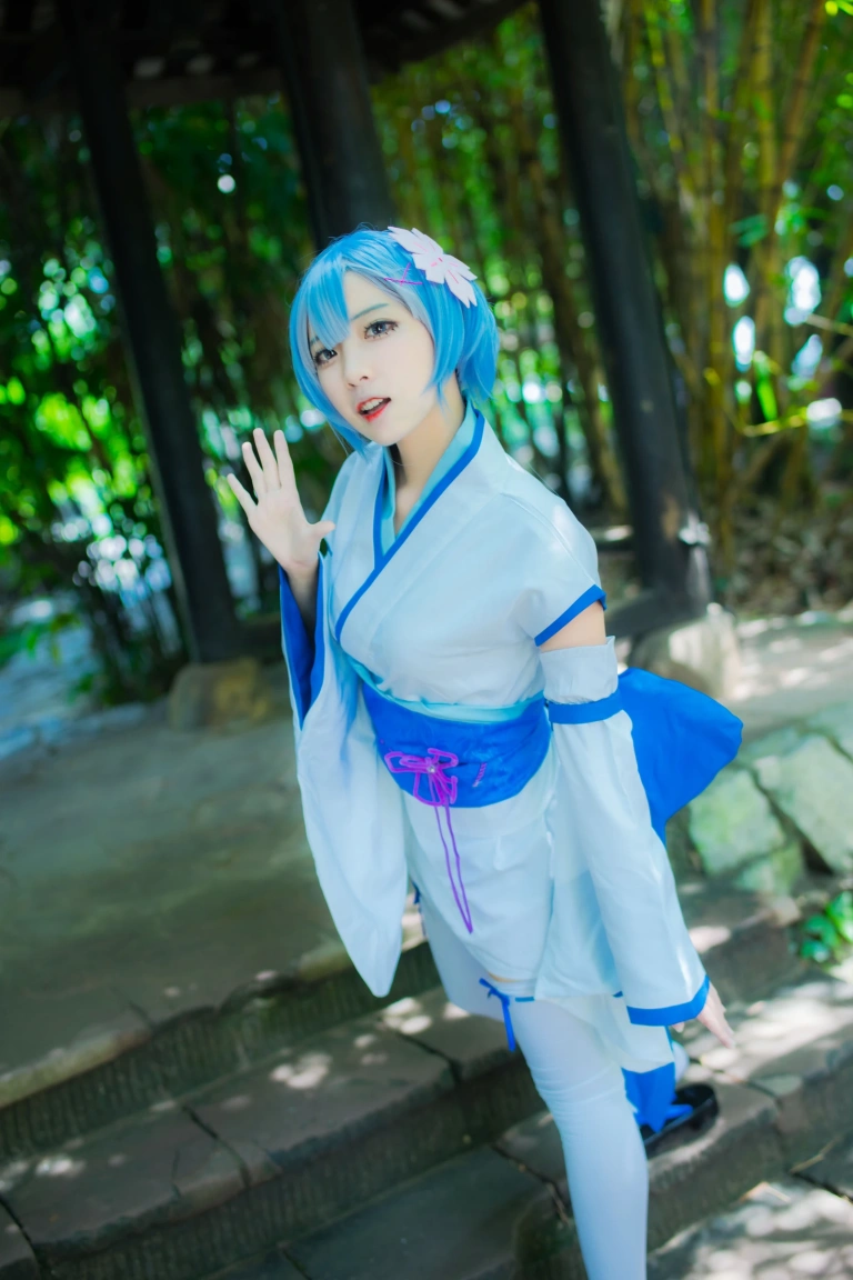 二佐Nisa《蕾姆1号本 幼年》写真图集 24P｜在线预览与图包下载