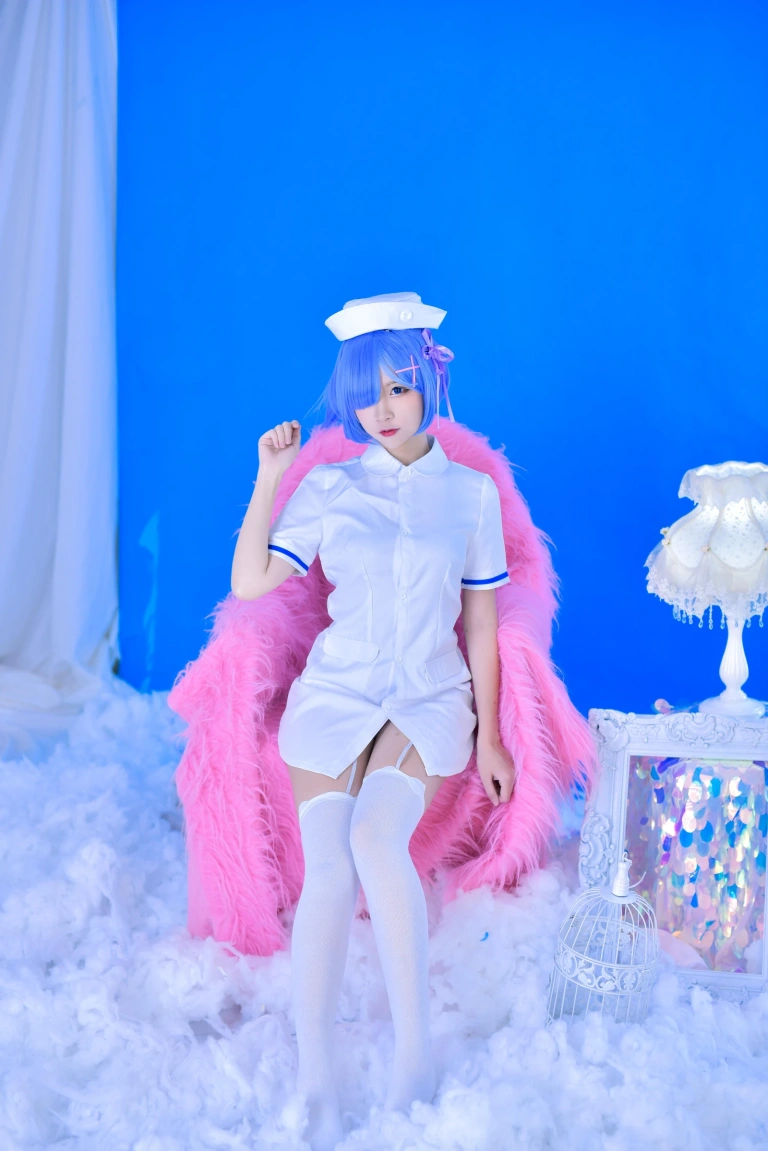 二佐Nisa《蕾姆2号本 蕾姆护士》写真图集 31P｜在线预览与图包下载