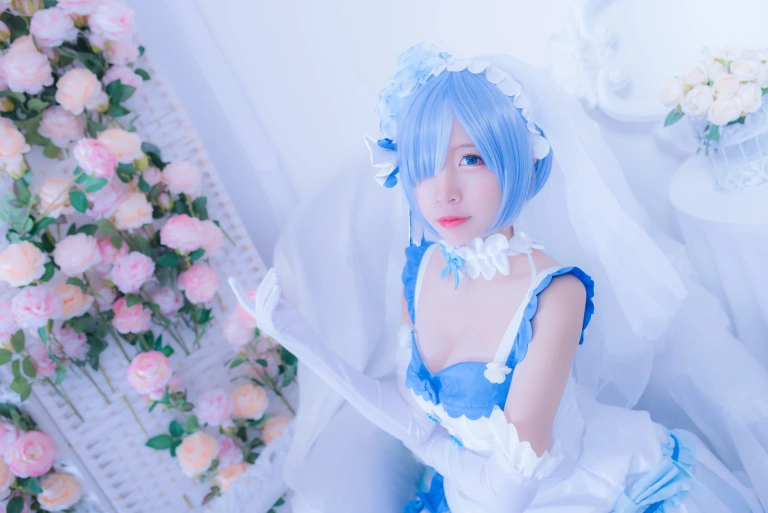 二佐Nisa《蕾姆2号本 蕾姆花嫁》写真图集 33P｜在线预览与图包下载