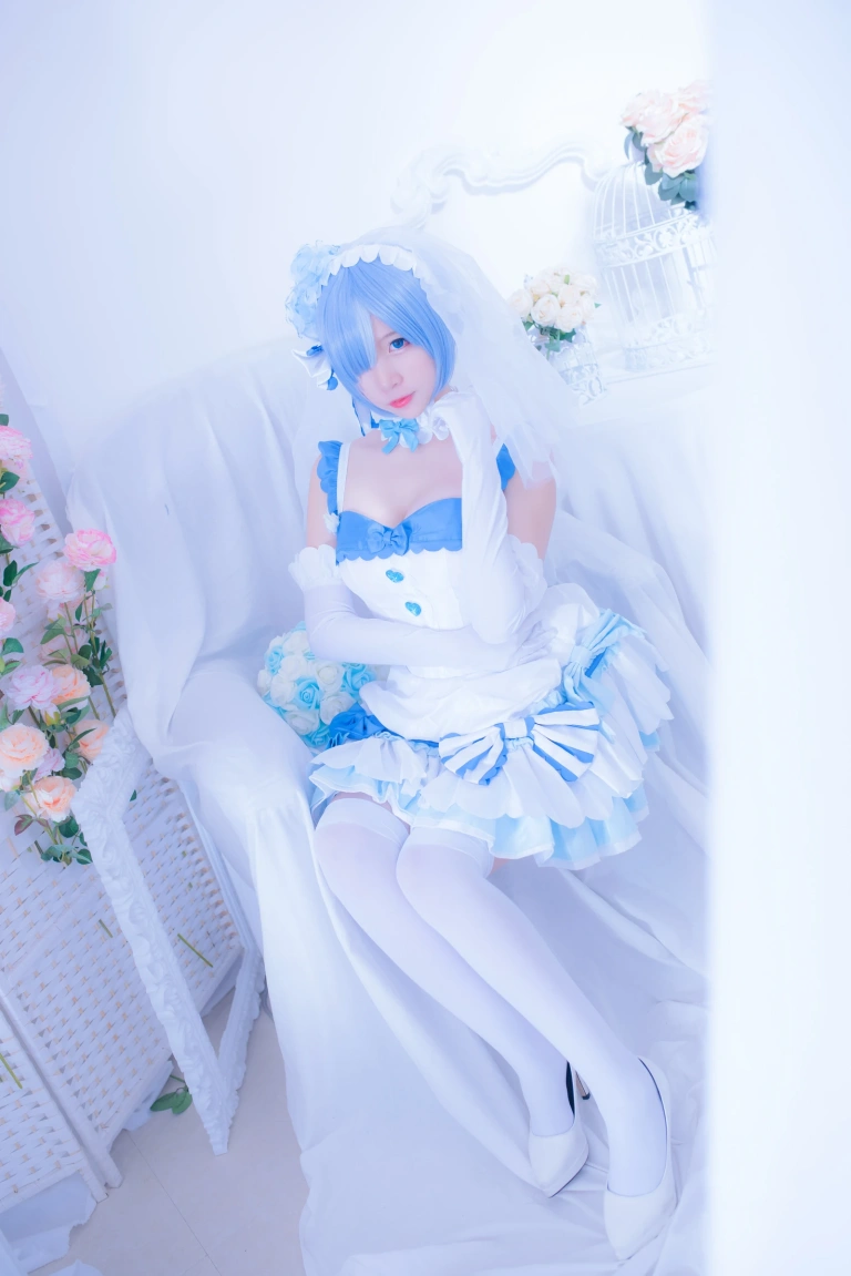 二佐Nisa《蕾姆2号本 蕾姆花嫁》写真图集 33P｜在线预览与图包下载