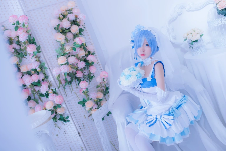 二佐Nisa《蕾姆2号本 蕾姆花嫁》写真图集 33P｜在线预览与图包下载