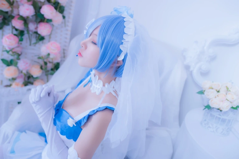 二佐Nisa《蕾姆2号本 蕾姆花嫁》写真图集 33P｜在线预览与图包下载