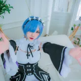 二佐Nisa《蕾姆2号本 蕾姆女仆》写真图集 33P｜在线预览与图包下载