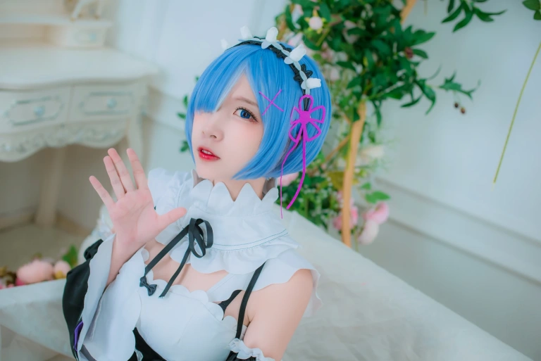 二佐Nisa《蕾姆2号本 蕾姆女仆》写真图集 33P｜在线预览与图包下载