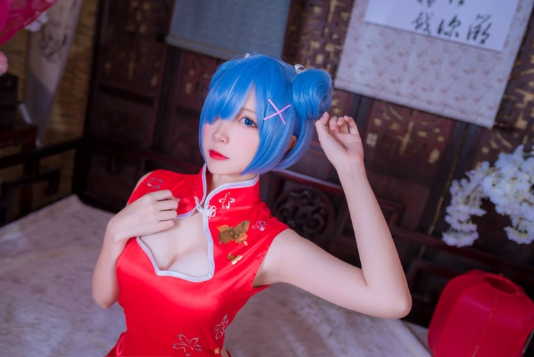 二佐Nisa《蕾姆2号本 蕾姆旗袍》写真图集 30P｜在线预览与图包下载