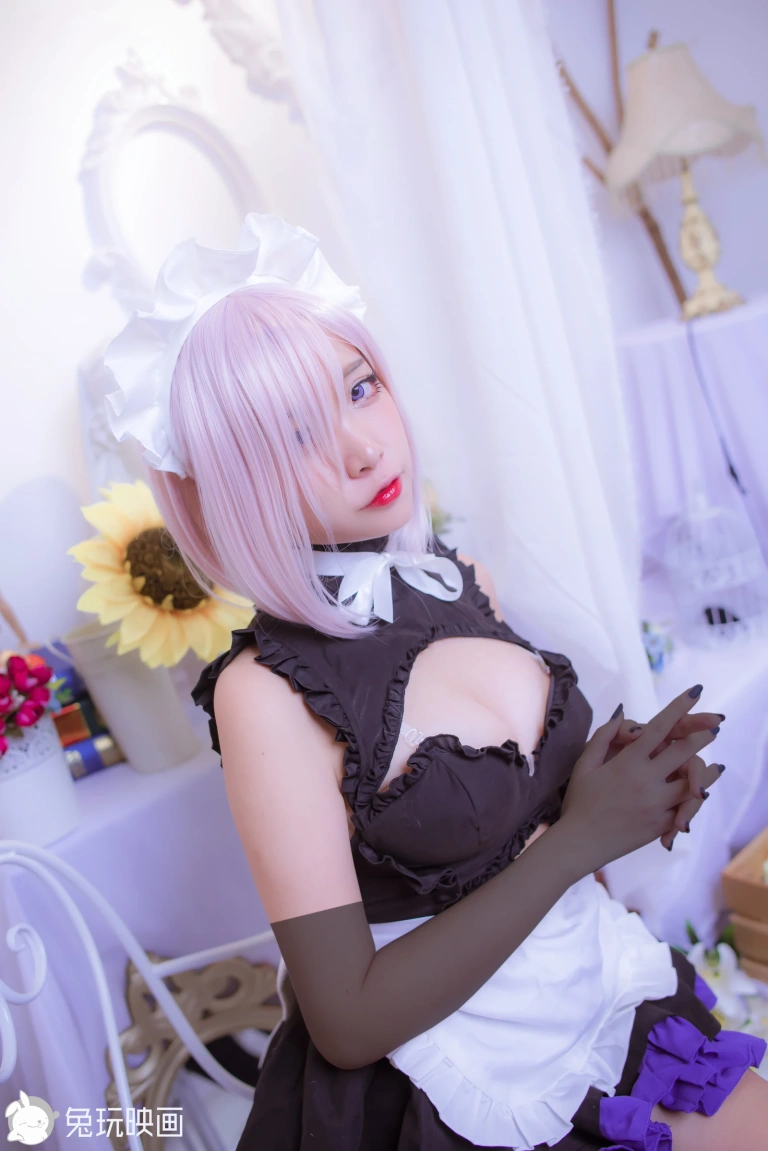 二佐Nisa《玛修女仆》写真图集 7P｜在线预览与图包下载