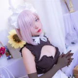 二佐Nisa《玛修女仆》写真图集 7P｜在线预览与图包下载