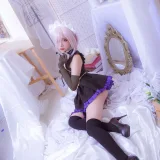 二佐Nisa《玛修女仆》写真图集 7P｜在线预览与图包下载