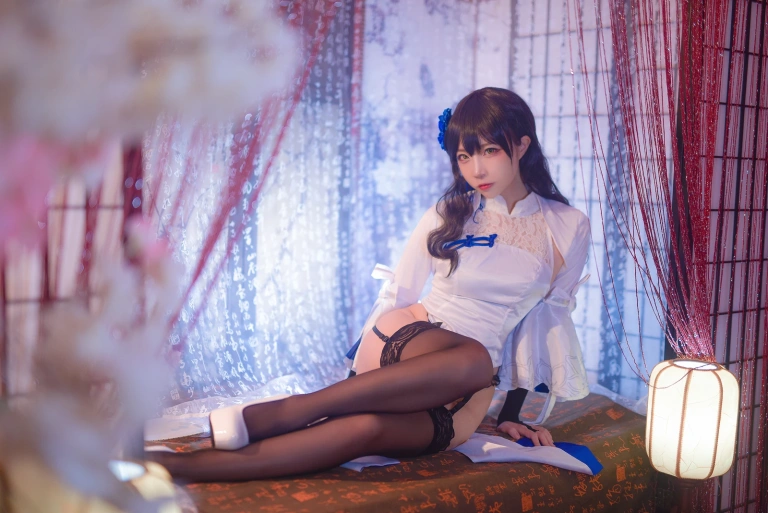 二佐Nisa《旗袍本 95式玉玲珑》写真图集 19P｜在线预览与图包下载