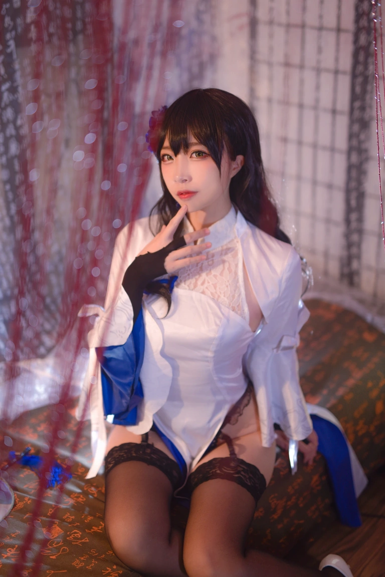 二佐Nisa《旗袍本 95式玉玲珑》写真图集 19P｜在线预览与图包下载