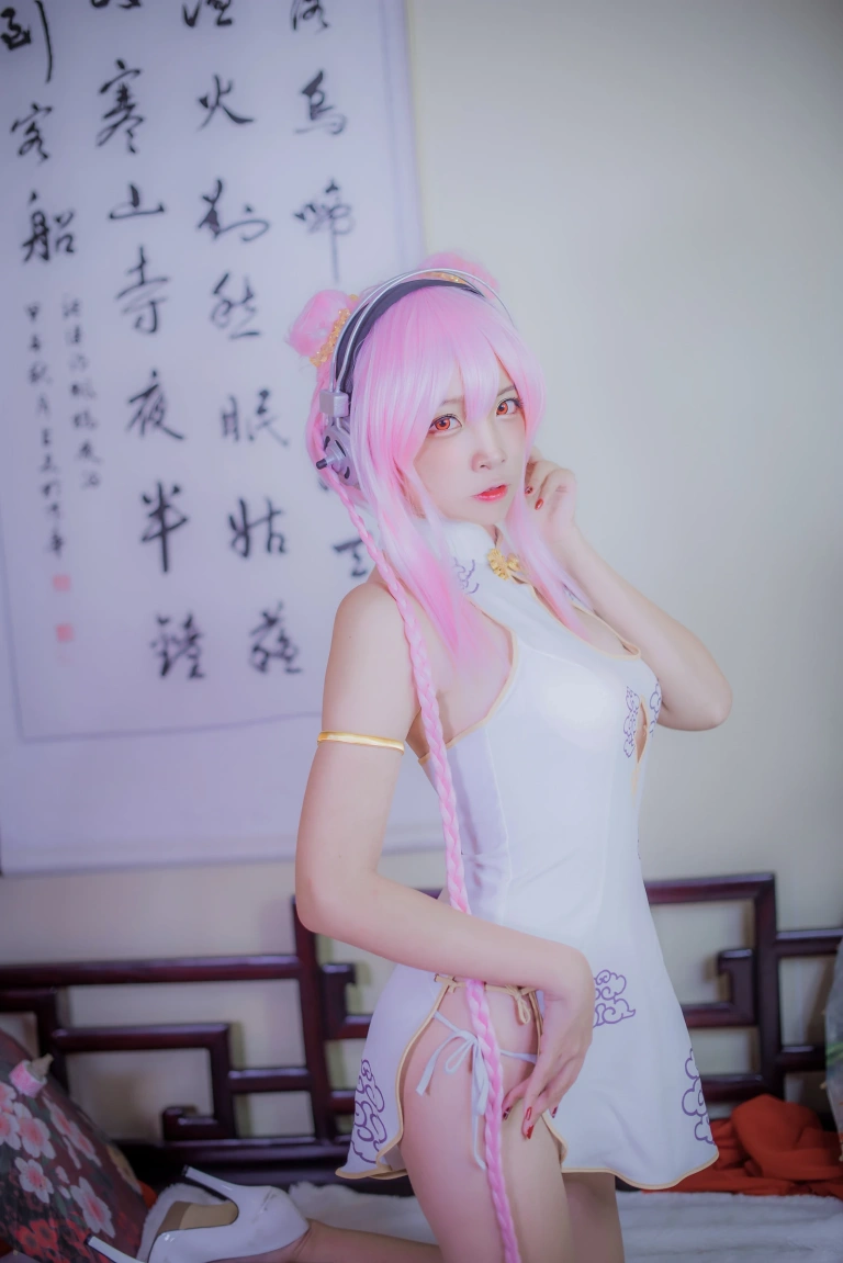 二佐Nisa《旗袍本 索尼子旗袍》写真图集 14P｜在线预览与图包下载
