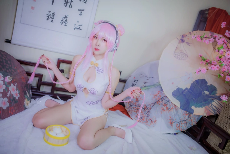 二佐Nisa《旗袍本 索尼子旗袍》写真图集 14P｜在线预览与图包下载