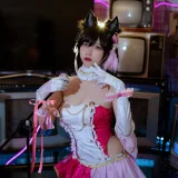 二佐Nisa《犬之眷 碧蓝爱宕打歌服》写真图集 14P｜在线预览与图包下载