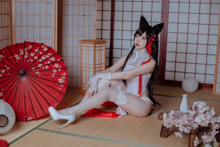 二佐Nisa《犬之眷 碧蓝爱宕旗袍》写真图集 18P｜在线预览与图包下载