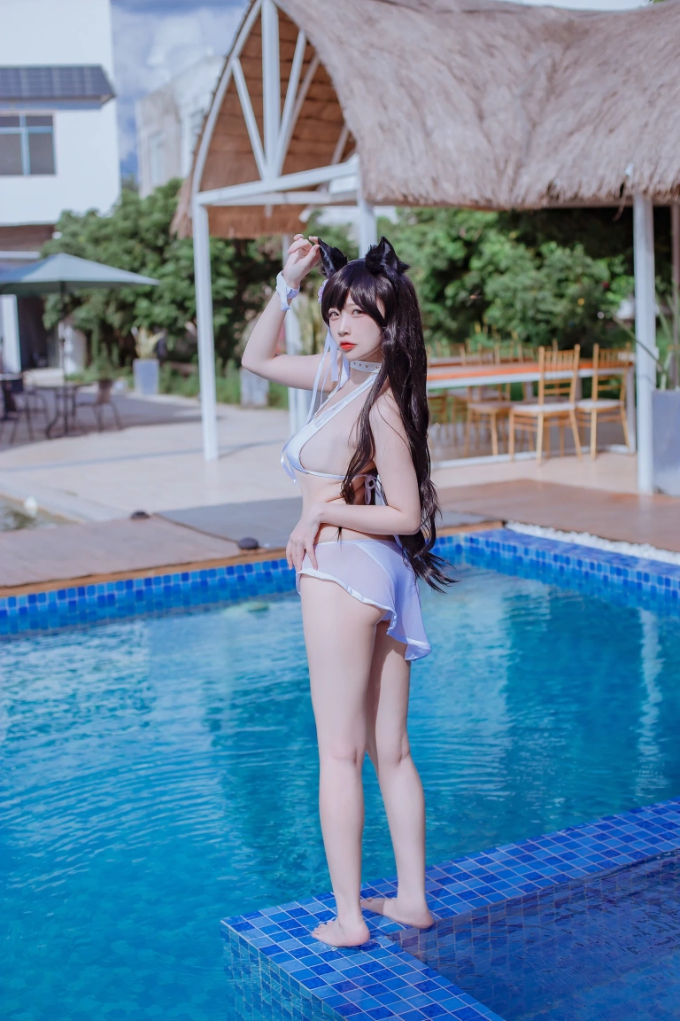 二佐Nisa《犬之眷 碧蓝爱宕泳装》写真图集 18P｜在线预览与图包下载