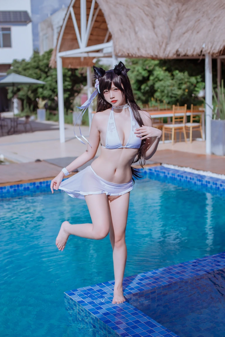 二佐Nisa《犬之眷 碧蓝爱宕泳装》写真图集 18P｜在线预览与图包下载
