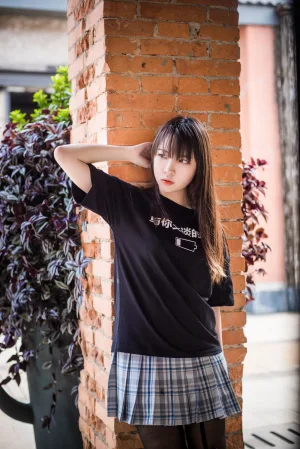 二佐Nisa《日常1》写真图集 32P｜在线预览与图包下载