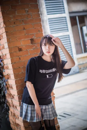 二佐Nisa《日常1》写真图集 32P｜在线预览与图包下载