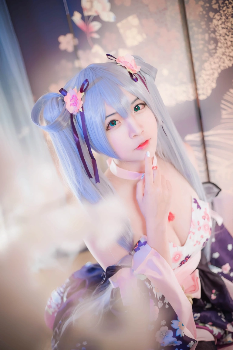 二佐Nisa《双马尾》写真图集 17P｜在线预览与图包下载
