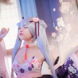 二佐Nisa《双马尾》写真图集 17P｜在线预览与图包下载