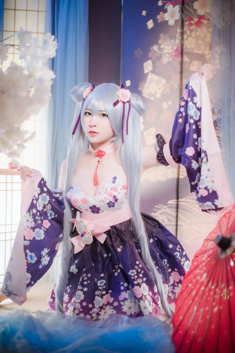 二佐Nisa《双马尾》写真图集 17P｜在线预览与图包下载